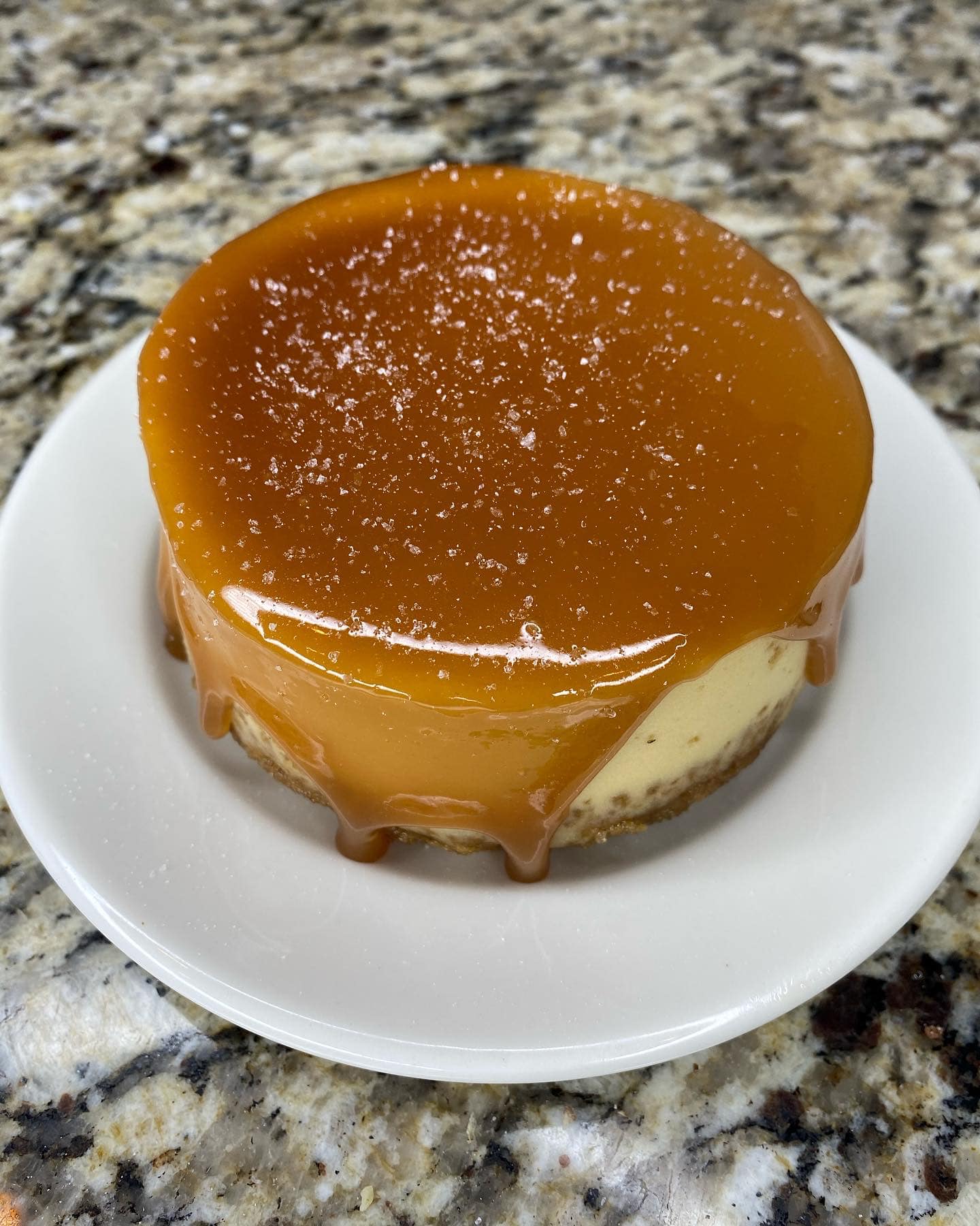 Carmel glaze cheesecake